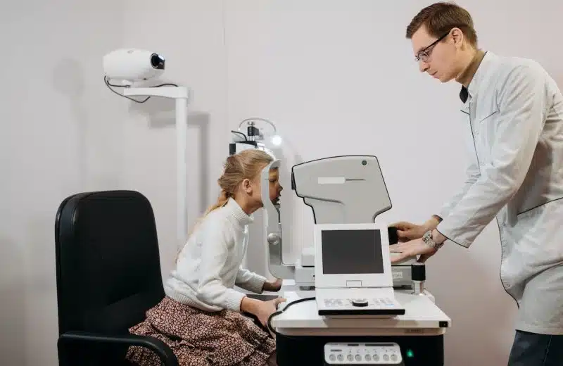 Opticien à Saint-Cyr-l’École : des lunettes tendances et écolo