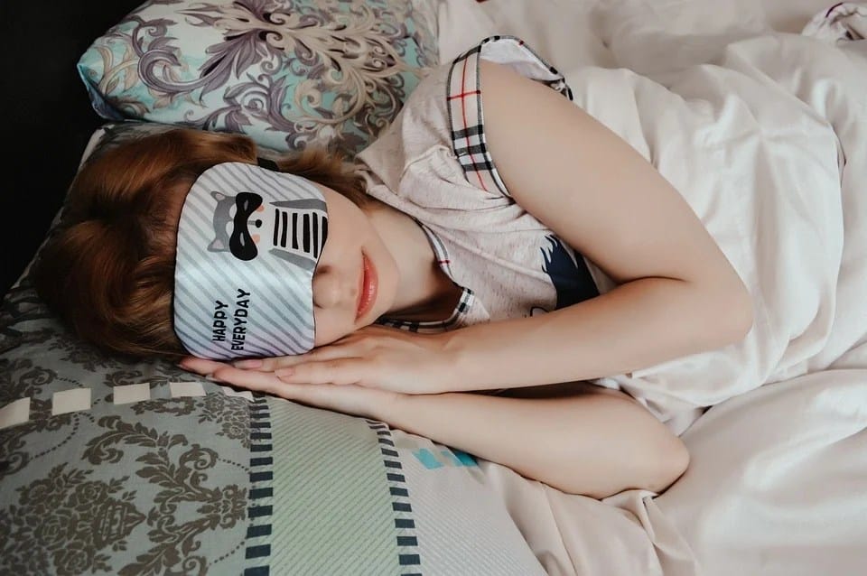Pourquoi utiliser un cache-yeux pour bien dormir?