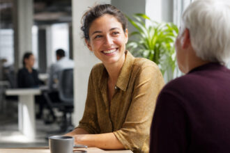 Quand la prévention transforme l'ambiance : histoires vraies du bien-être au travail