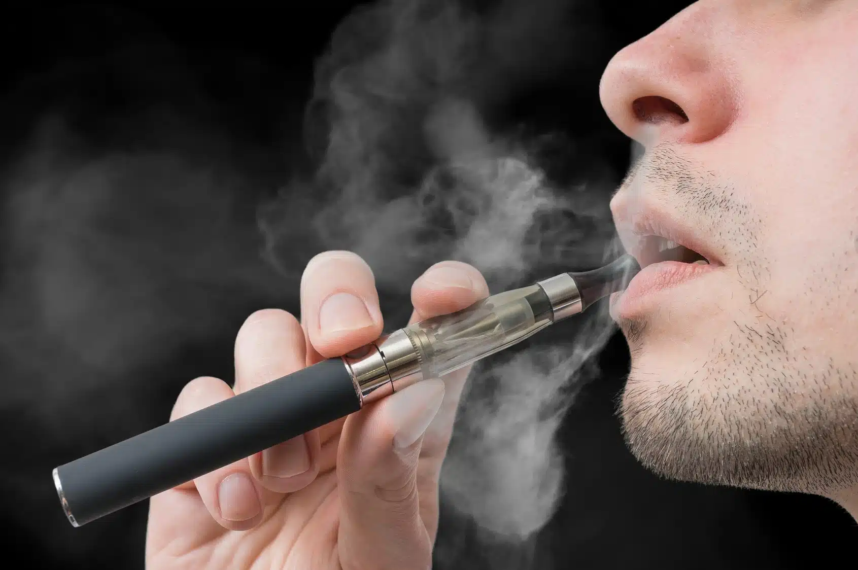 Comment choisir le meilleur e-liquide pour votre cigarette électronique