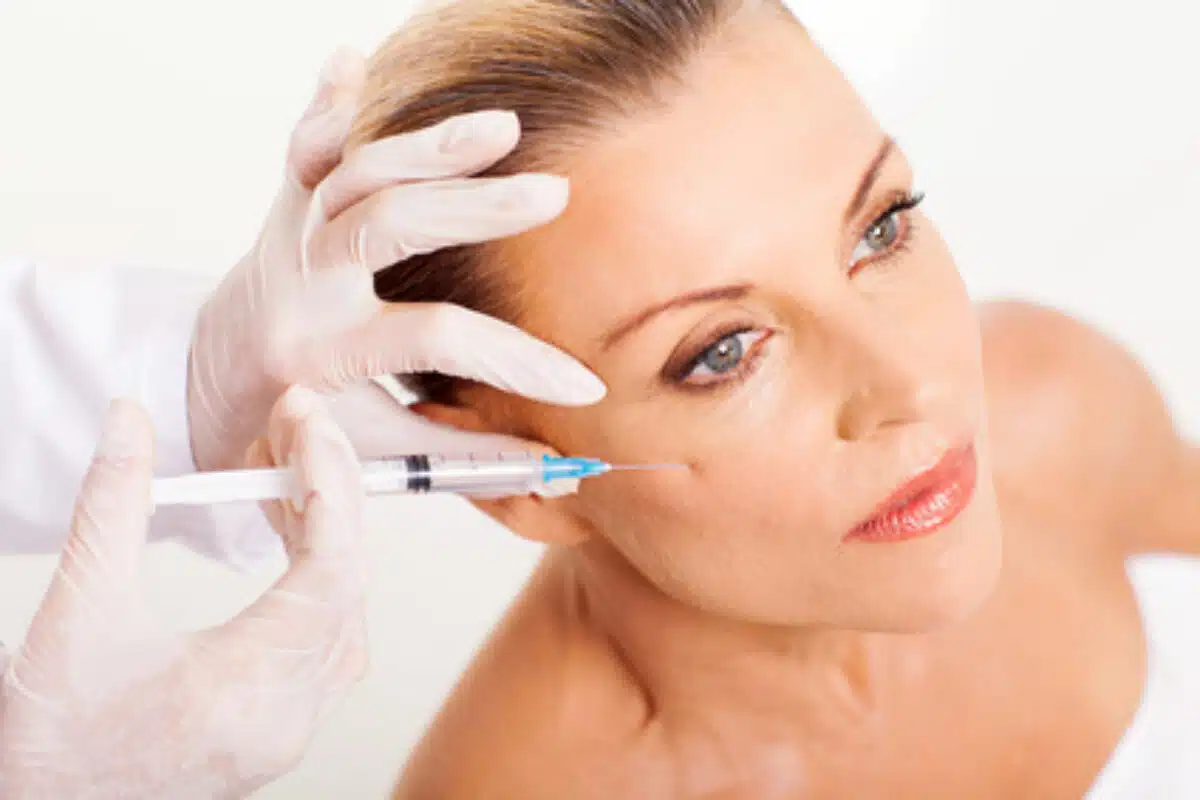 Quelle différence faire entre botox et acide hyaluronique