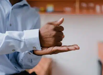 La différence entre la surdité profonde et sévère