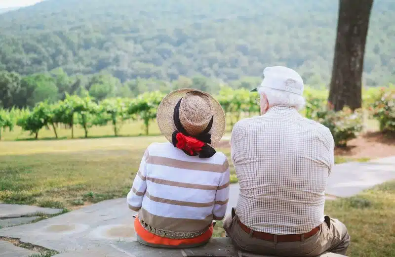 Prendre soin de sa santé au quotidien : conseils pour les seniors