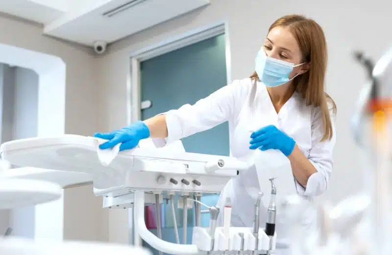 Comment assurer un environnement sain dans votre cabinet de dentiste ?