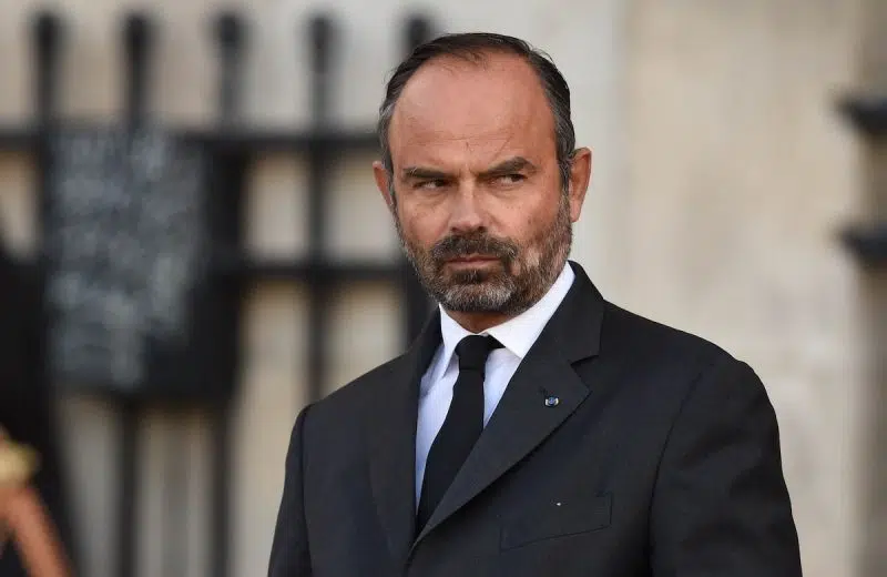 D’autres pays ont-ils également réduit la durée d’isolement de COVID-19, comme la France ?